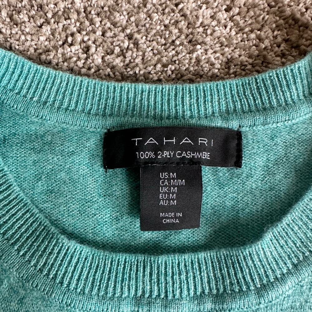 Tahari Sweater Womens M Teal 100% 2-Ply Cashmere Classic Fit Preppy Old Money - Picture 2 of 8